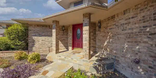 8418 Golf Club Circle