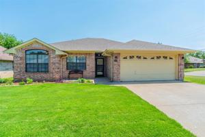 1527 Clover Lane