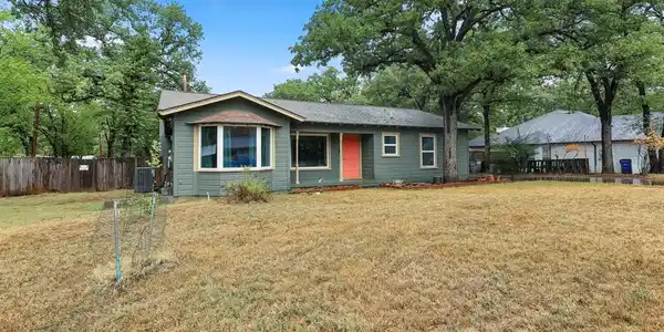 1113 Carpenter Street