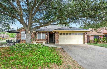 1526 Hayloft Lane