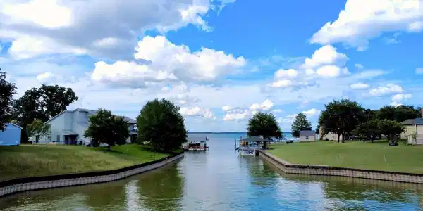 5001 Arrowhead Point