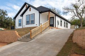 811 Tepee Trail