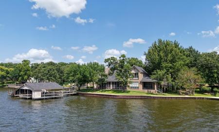 109 Pinehurst Drive