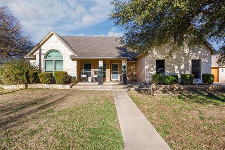 820 Woodhaven Court