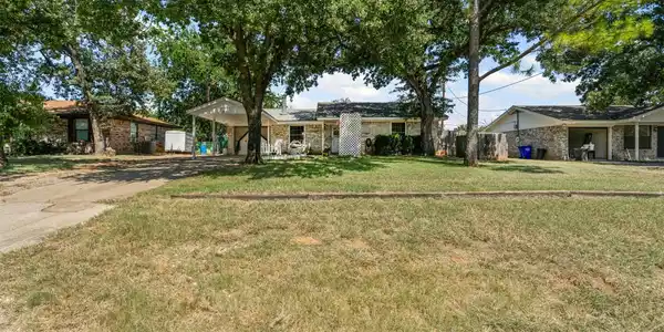 153 Rhoades Street