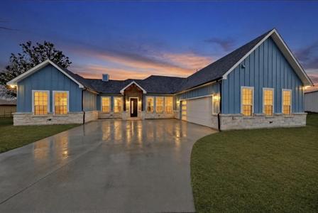 335 Cross Tie Ranch Road