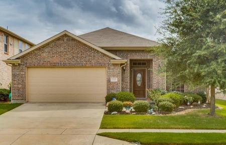 1313 Catbird Drive