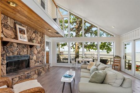 513 Winding Shore Drive