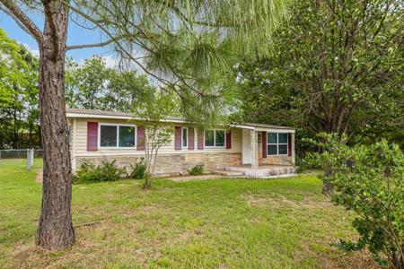 110 W Shadowwood Street