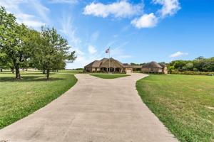 113 Graben Lane