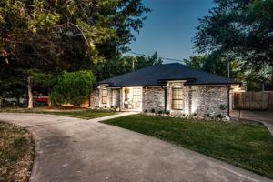 213 W 6th Street W