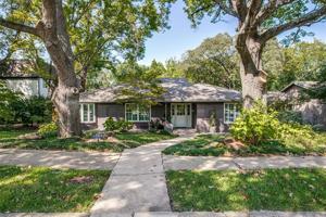 6869 Carolyncrest Drive