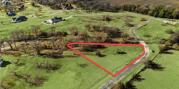 Lot 8 Bay Hill Lane