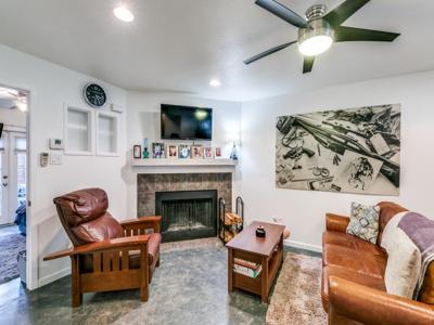 6646 E Lovers Lane