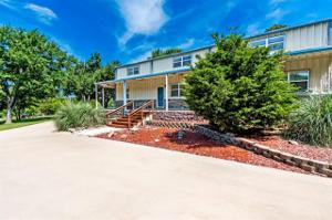 694 Cedar Oak