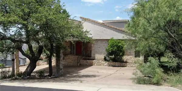 Image 4 Image 4