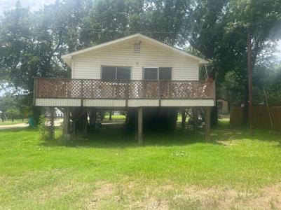 9837 Private Road 3792