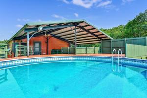 606 Trail Road