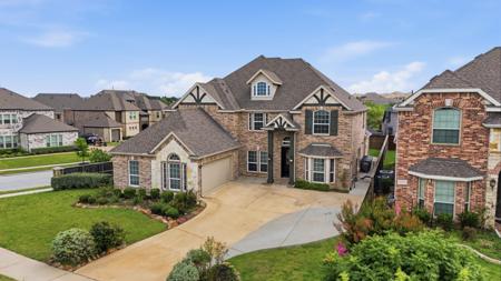 1824 Silvery Canoe Way