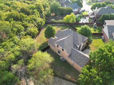 4111 Lakeshore Drive