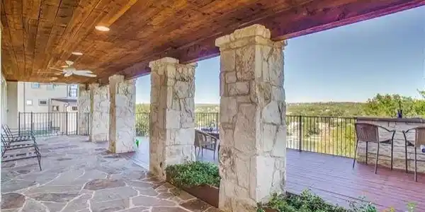 7708 Lakeview Circle
