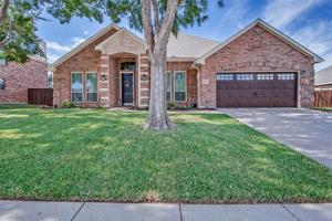 1303 Rosebriar Lane