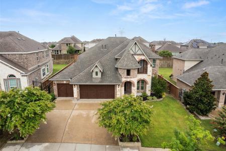 1600 Silvery Canoe Way