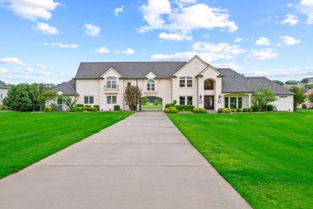 1300 E Scandinavian Court