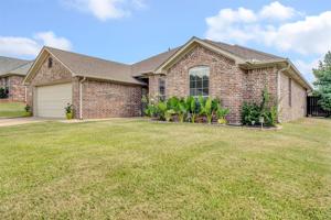 960 Redbud Lane