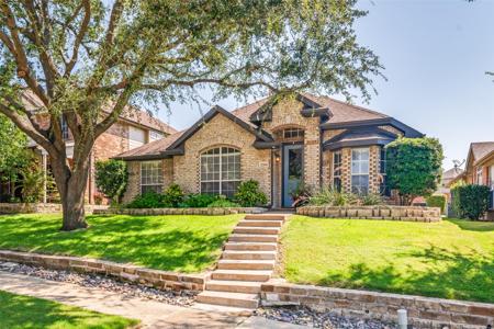 2260 Garden Crest Drive