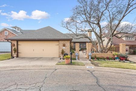 4125 Westchester Drive NE