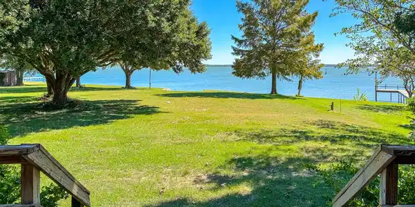 2227 SE County Road 2160