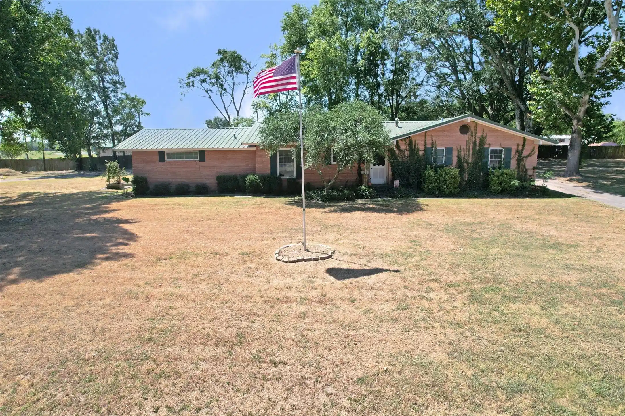 Image 1 Image 1