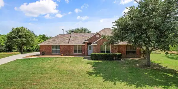 707 SE County Road 3121