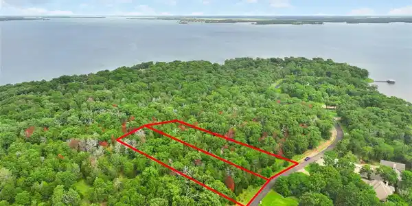 Lot 127/128 Lincoln Drive