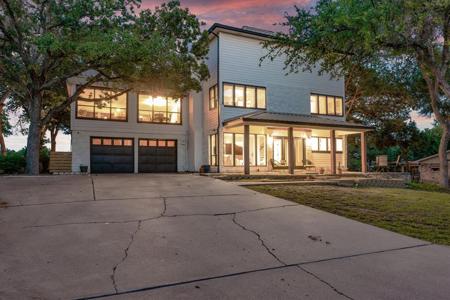 5109 Largo Drive