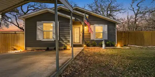 1337 Fox Hollow Court
