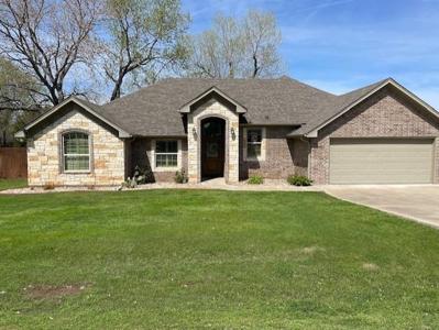 3924 E Chippewa Trail