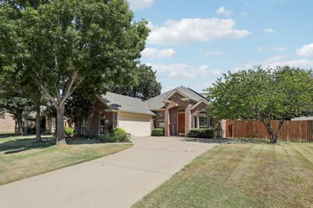 1402 Judy Lane