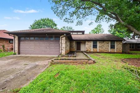 1562 Tiffany Forest Lane