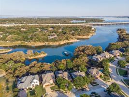 6 Texoma Court
