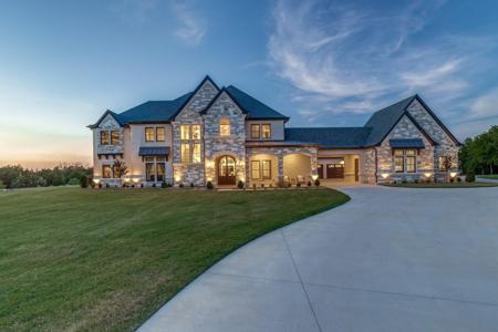 7321 Bright Place