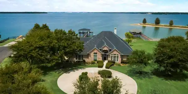 506 Chambers Point Drive