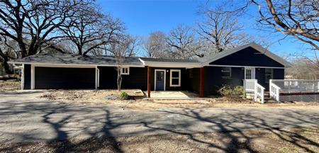 403 Forest Lane