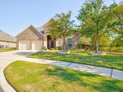 2904 Peaceful Lake Court