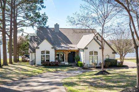 130 Vista Drive