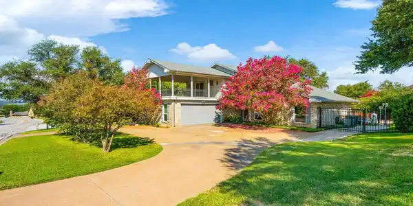 7412 Golf Club Drive