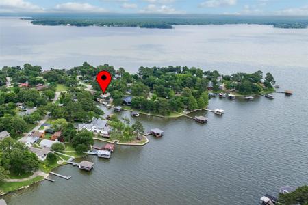 1805 Scenic Drive