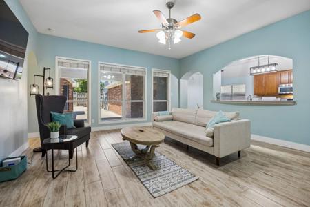 1305 Stanford Drive