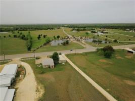 5528 farm market 933